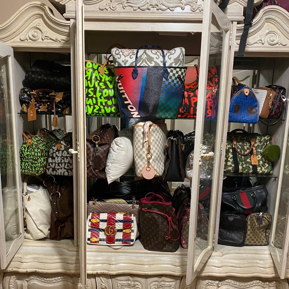 I’ll be posting shortly my Poshers!!!